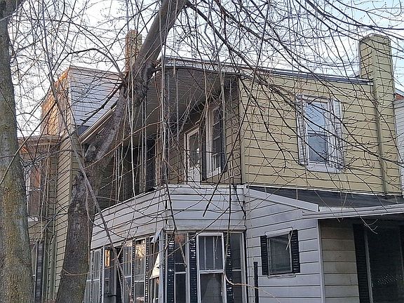5th image of 440 N 4th St