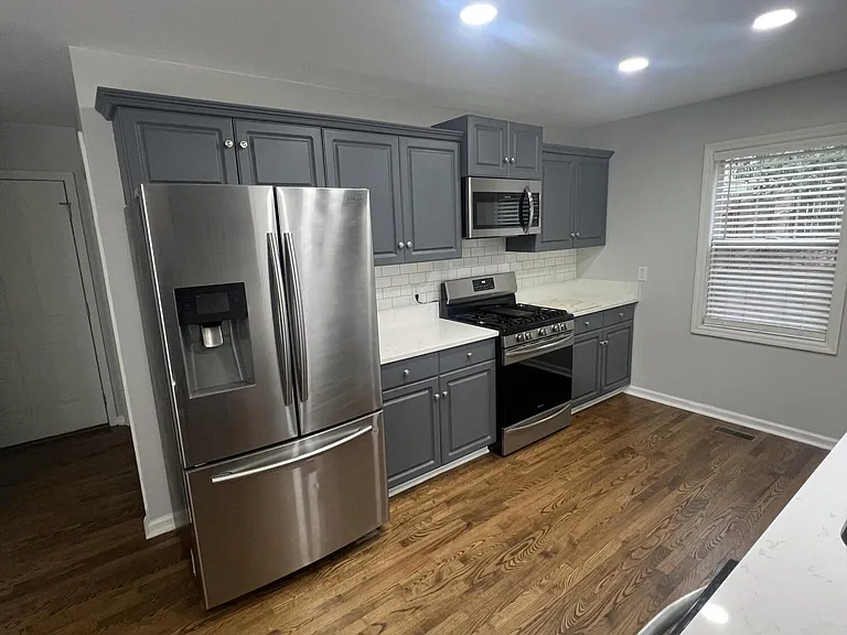 6 Pierce Pl — Photo 5