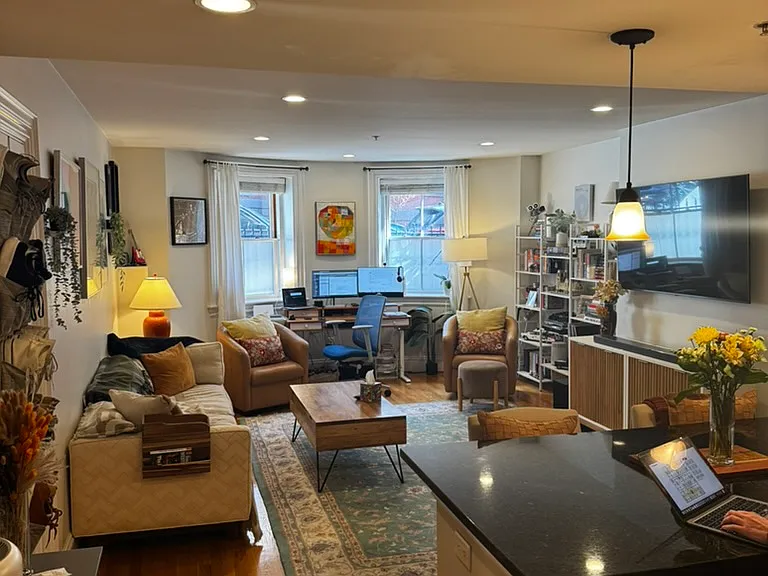 32 Upton St #1 — Photo 10