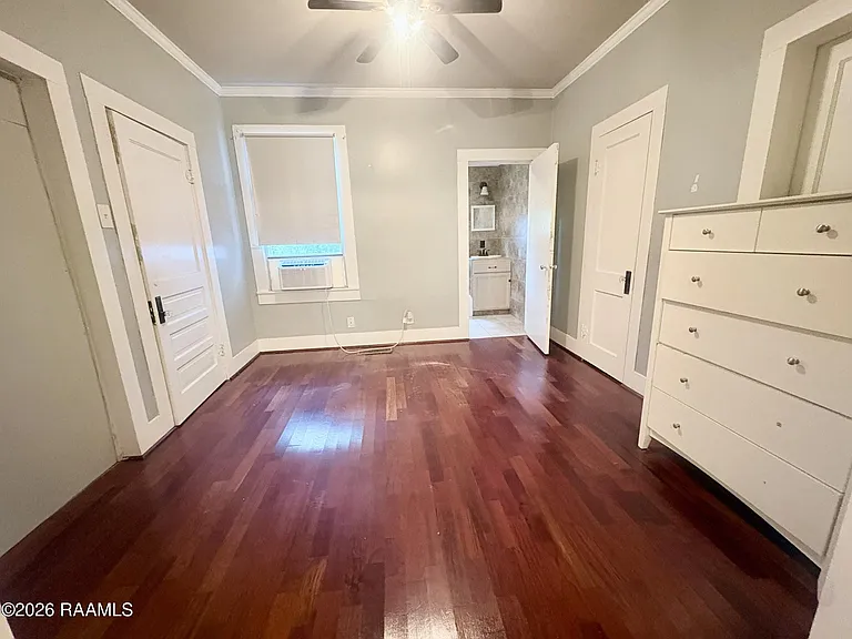 150 Clark Ct — Photo 8