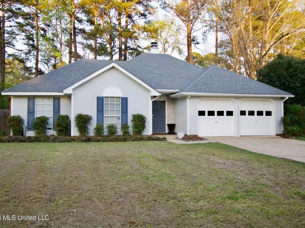 625 Twin Harbor Pl, Madison, MS 39110