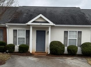 108 Leyland Ct, Greenwood, SC 29649