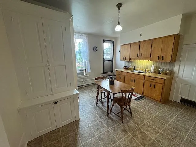 205 S Park St #2 — Photo 7