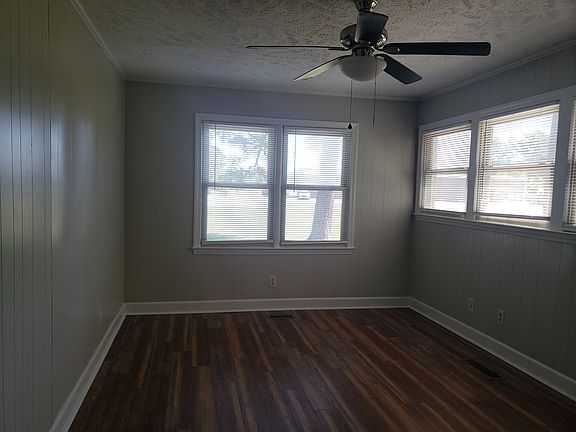 3rd image of 520 Fayetteville St
