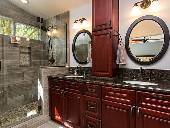 4th image of 4882 Martona Dr