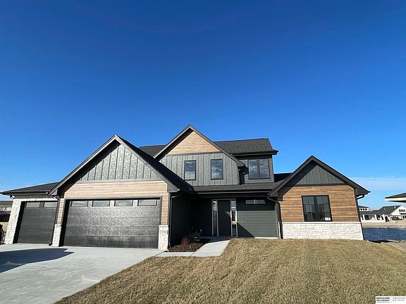 3rd image of 28506 Jessie Circle Valley NE