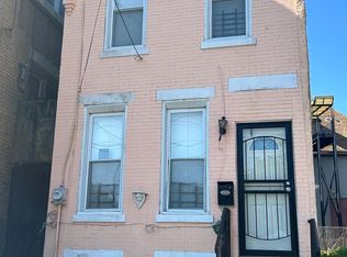548 Grant St, Camden, NJ 08102