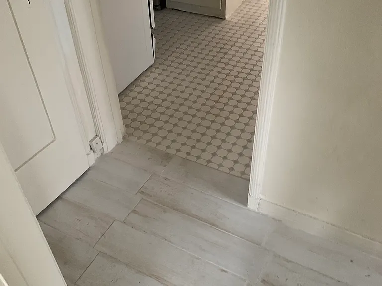 824 1/2 S Curson Ave — Photo 10