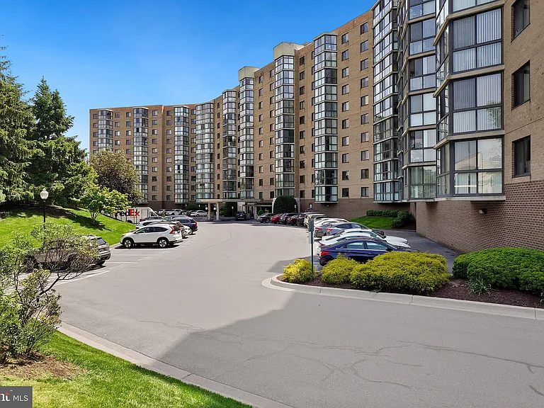 3310 N Leisure World Blvd #625 — Photo 1