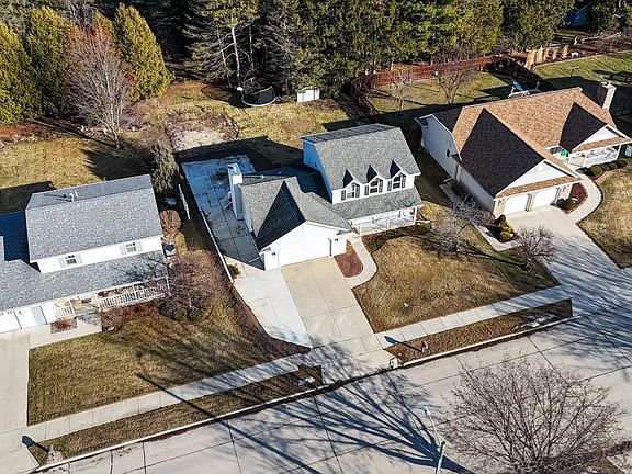 2nd image of 4523 Columbus St