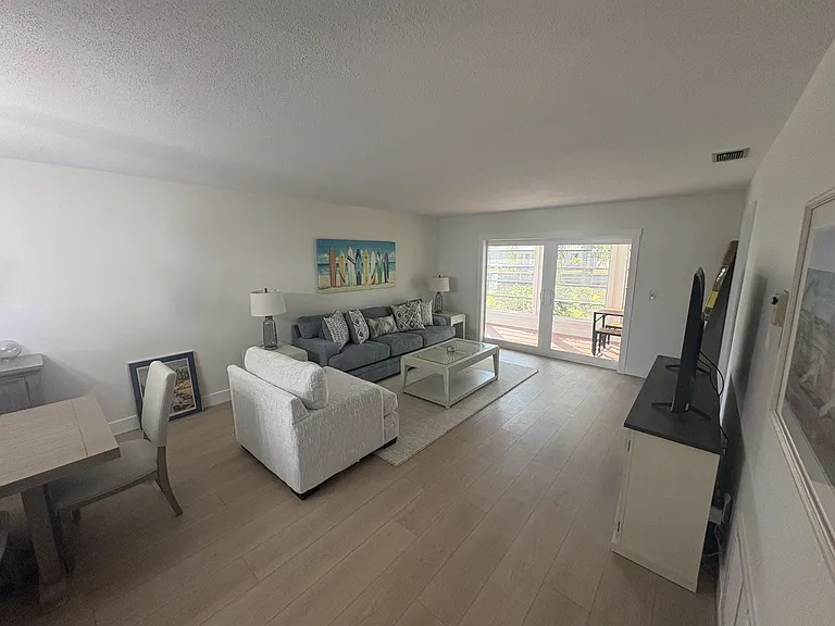 607 Fair Winds Dr — Photo 5