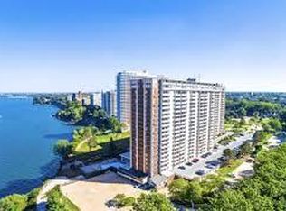 12900 Lake Ave APT 408, Lakewood, OH 44107