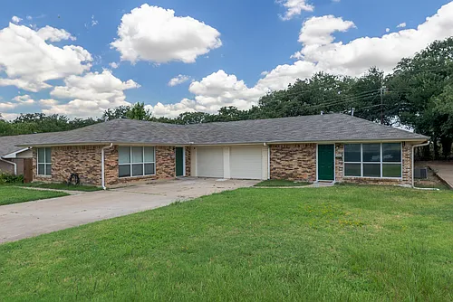 1704 Kynette Dr #B Photo 1