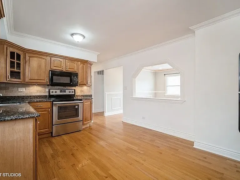 8610 W Summerdale Ave #3N — Photo 6