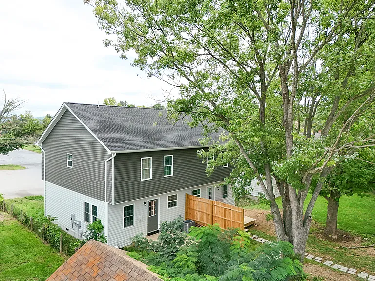 116 Concord Pl #A — Photo 30