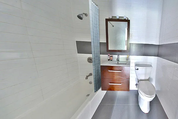 Rented by Platinum Properties | media 6