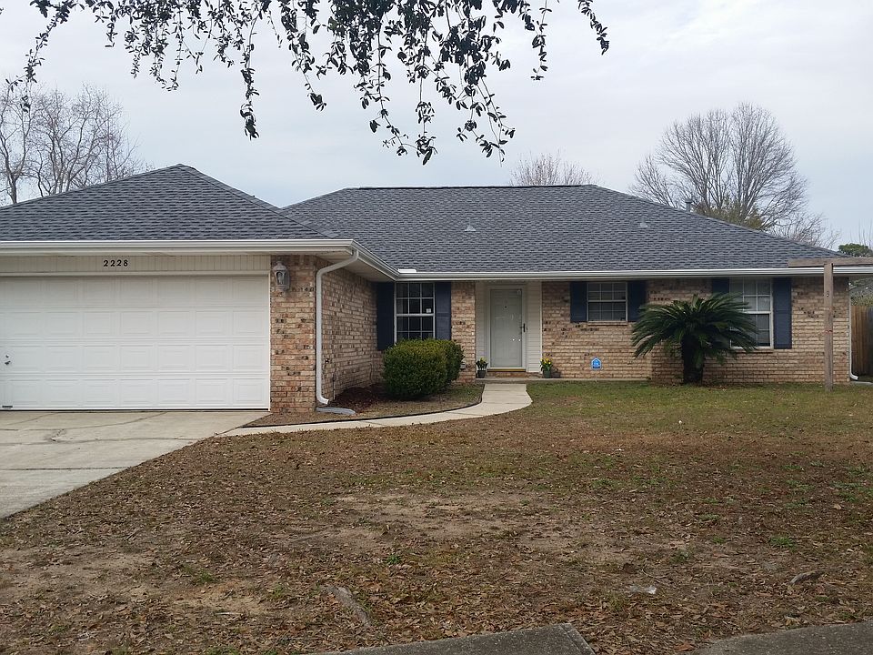 1st image of 2228 Valle Escondido Dr