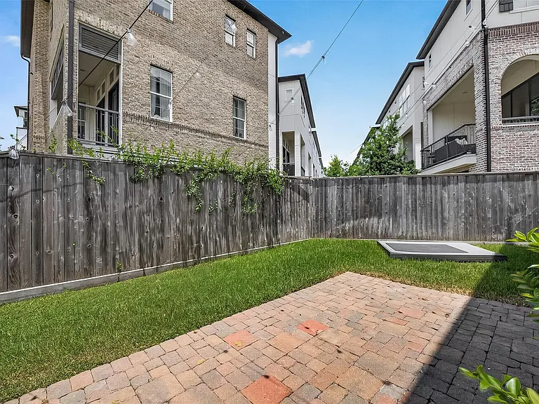 2703 Dolce Oaks Dr — Photo 16