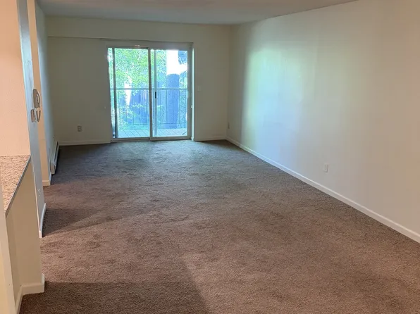 14605 NE 34th St #H22-1, Bellevue, WA 98007