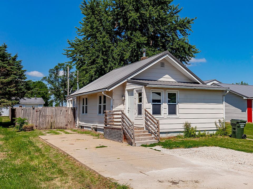 1st image of 311 NW 1st St