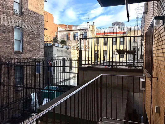 Rented by NY Living Solutions | media 13