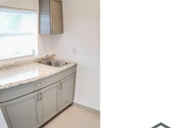 2980 NW 43rd Ter APT 108, Fort Lauderdale, FL 33313