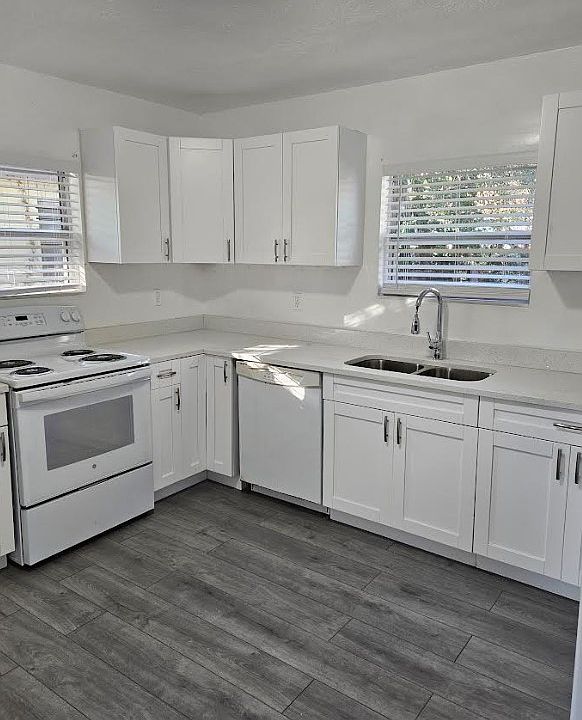 1741 Walnut Kitchen_01272025