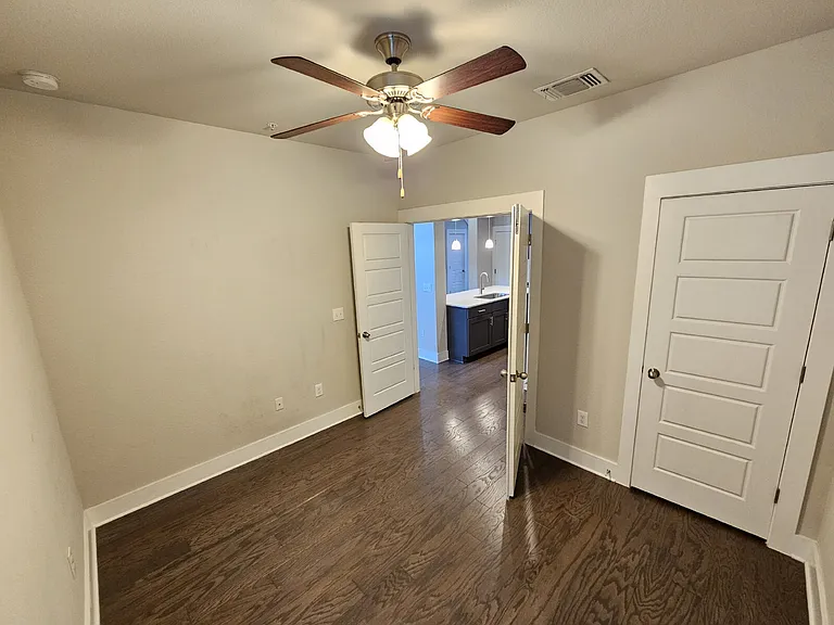 7808 Wildcat Pass — Photo 16