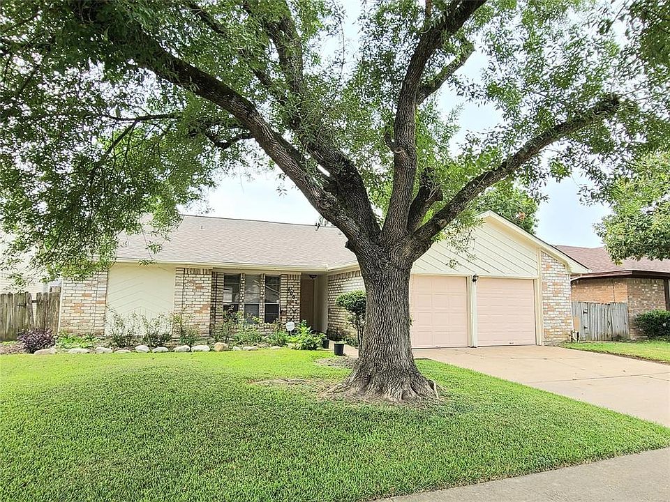 1st image of 6007 Maywood Forest Dr
