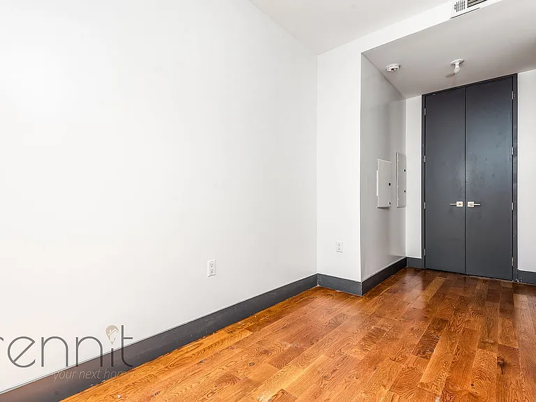 174 Knickerbocker Ave #2L — Photo 11