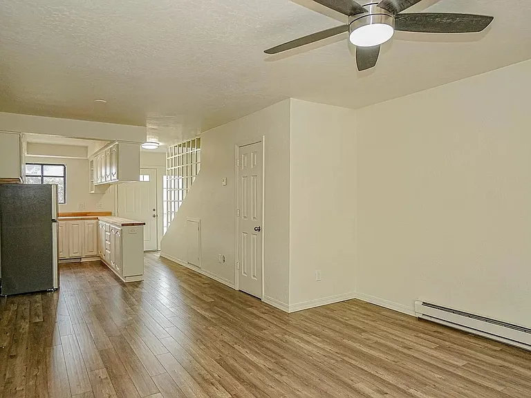 495 Chestnut St #20 — Photo 6