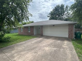 279 Township Dr, Centerton, AR 72719