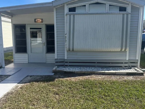 37400 Chancey Rd #200, Zephyrhills, FL 33541