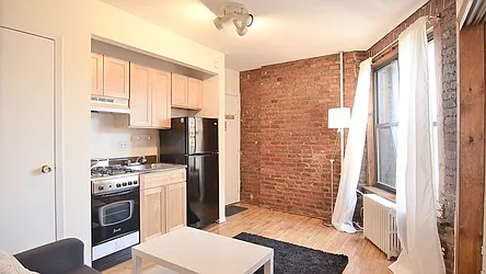 Rented by Park Property Advisors