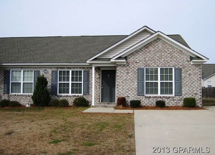 1st image of 2200 Saddleback Dr #B