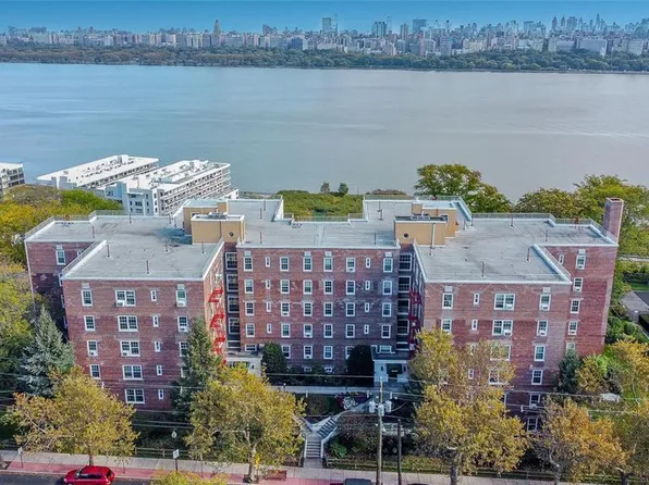 8400 John F Kennedy Blvd E #2B, North Bergen, NJ 07047