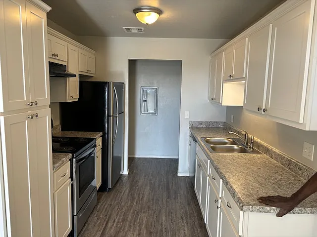 1 bed, 850 sqft, $599 — Photo 4