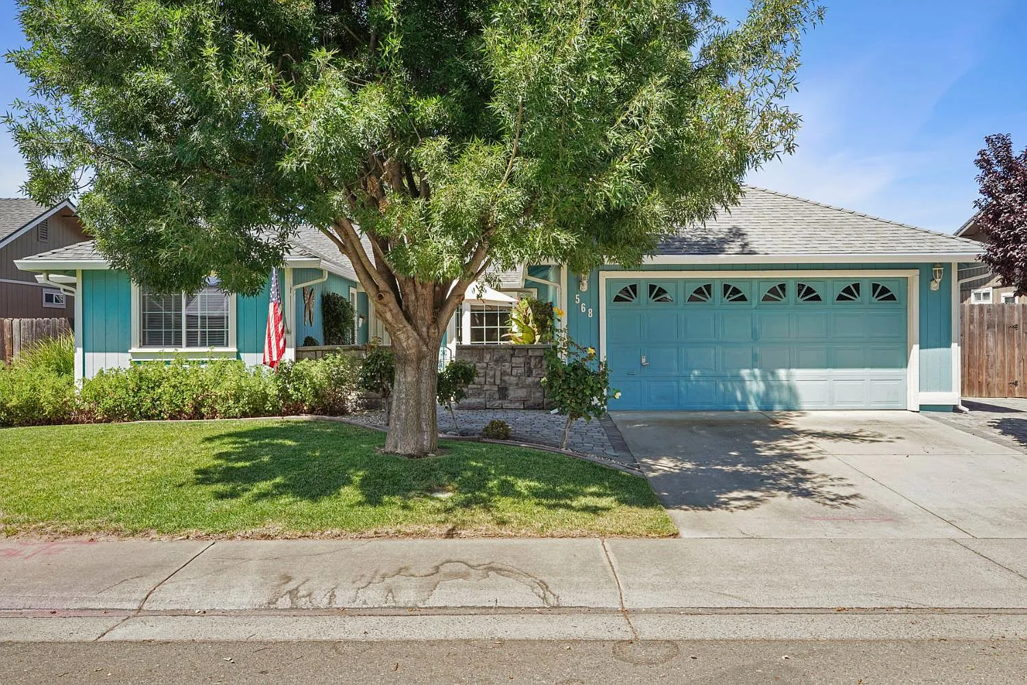 568 Bernier Cir photo 1