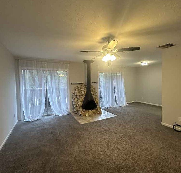 1st image of 408 Westwood Dr