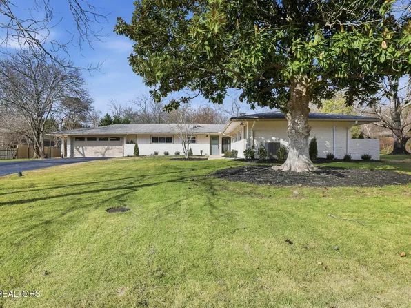 6815 Dorchester Dr, Knoxville, TN 37909