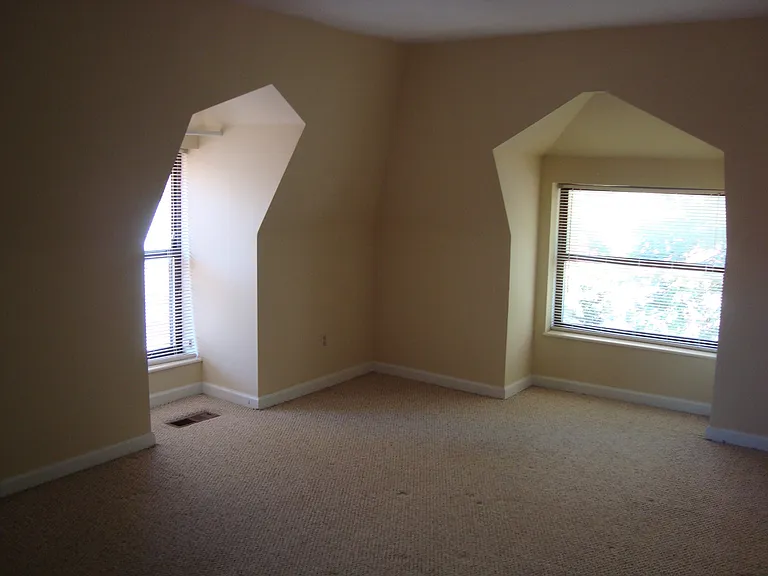 4390 McPherson Ave — Photo 21