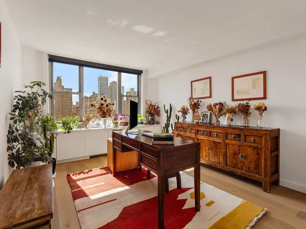 444 East 86th Street image 5 of 10