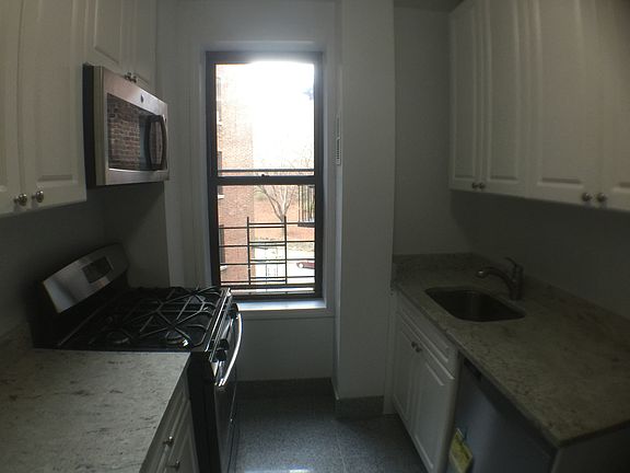 4th image of 5008 Broadway APT 4H