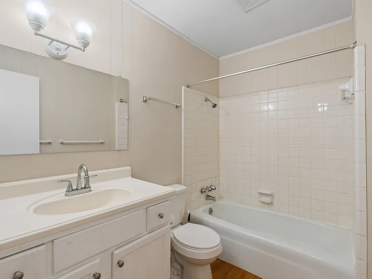 411 C St #3 — Photo 10