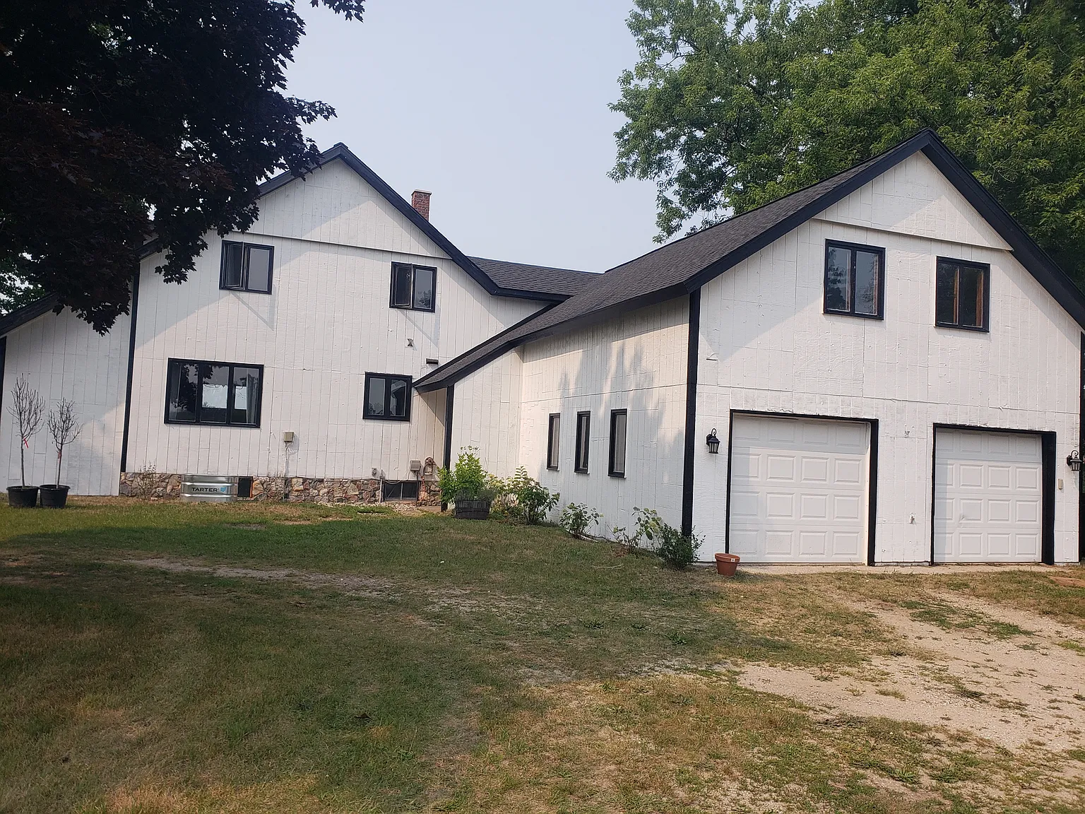 5 bed, 4500 sqft, $2,800 — Photo 3