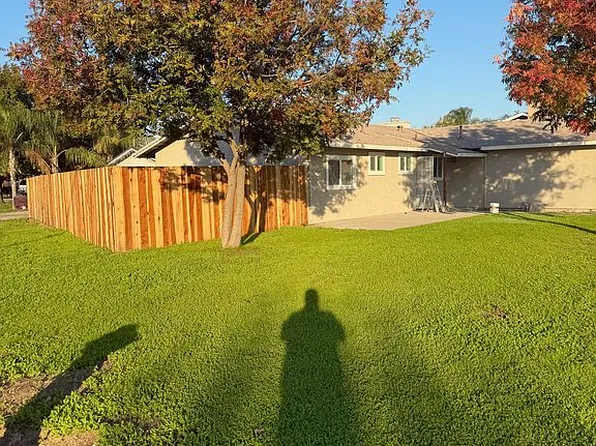 901 Lavon New Ln, Turlock, CA 95380