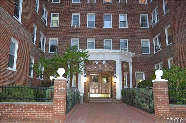 1st image of 63109 Saunders St APT B15