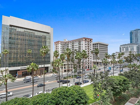 5th image of 488 E Ocean Blvd Unit 605