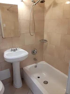 Rented by Corcoran | media 18