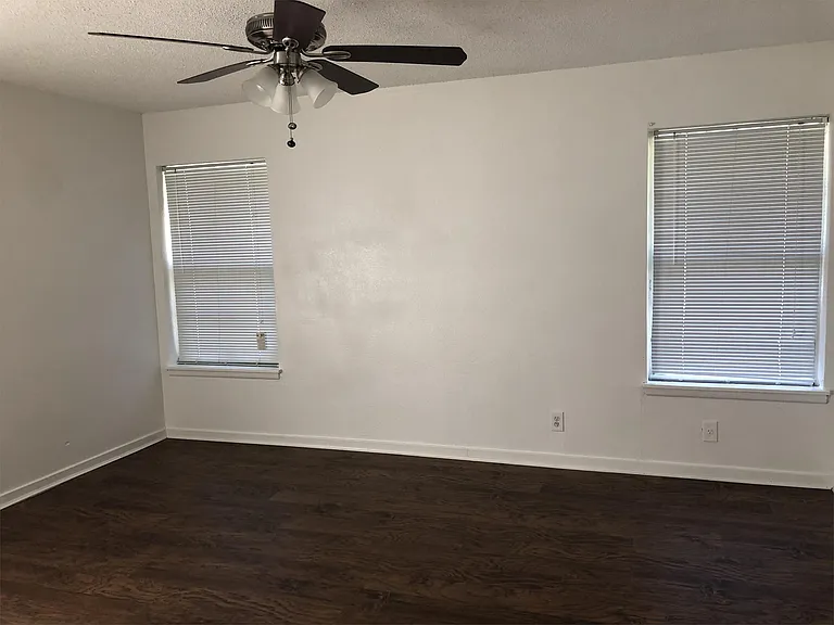 801 N Crawford St — Photo 9